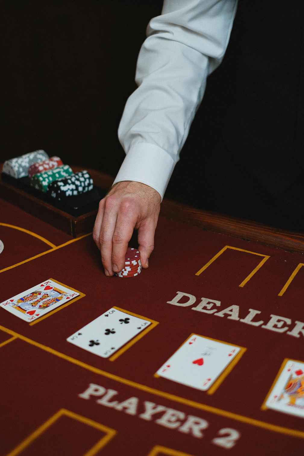 Agent spins casino